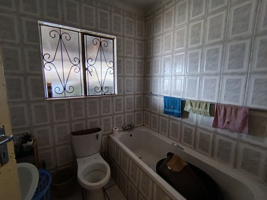 3 Bedroom Property for Sale in Bloemside Free State